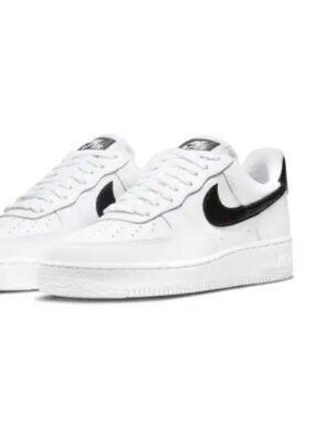 Nike Air Force 1 '07 Basketball Sneaker